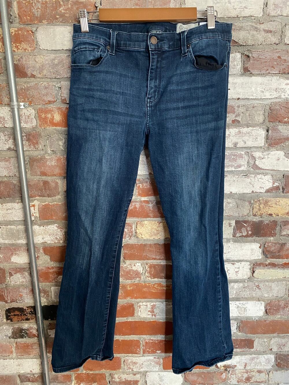 Cosmic Blue Love Women's Raw Hem Flare Jeans Dark Wash Size 31